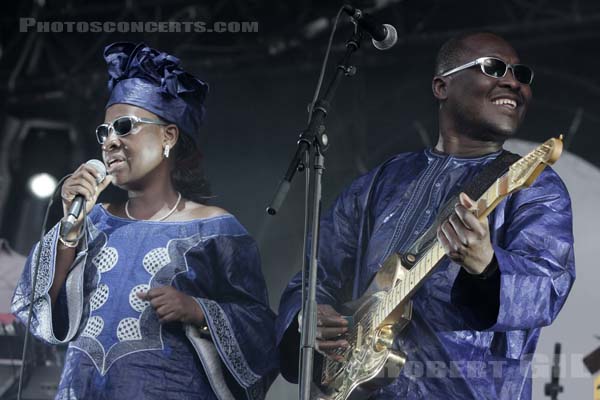 AMADOU ET MARIAM - 2008-06-27 - EVREUX - Hippodrome Evreux Normandie - 